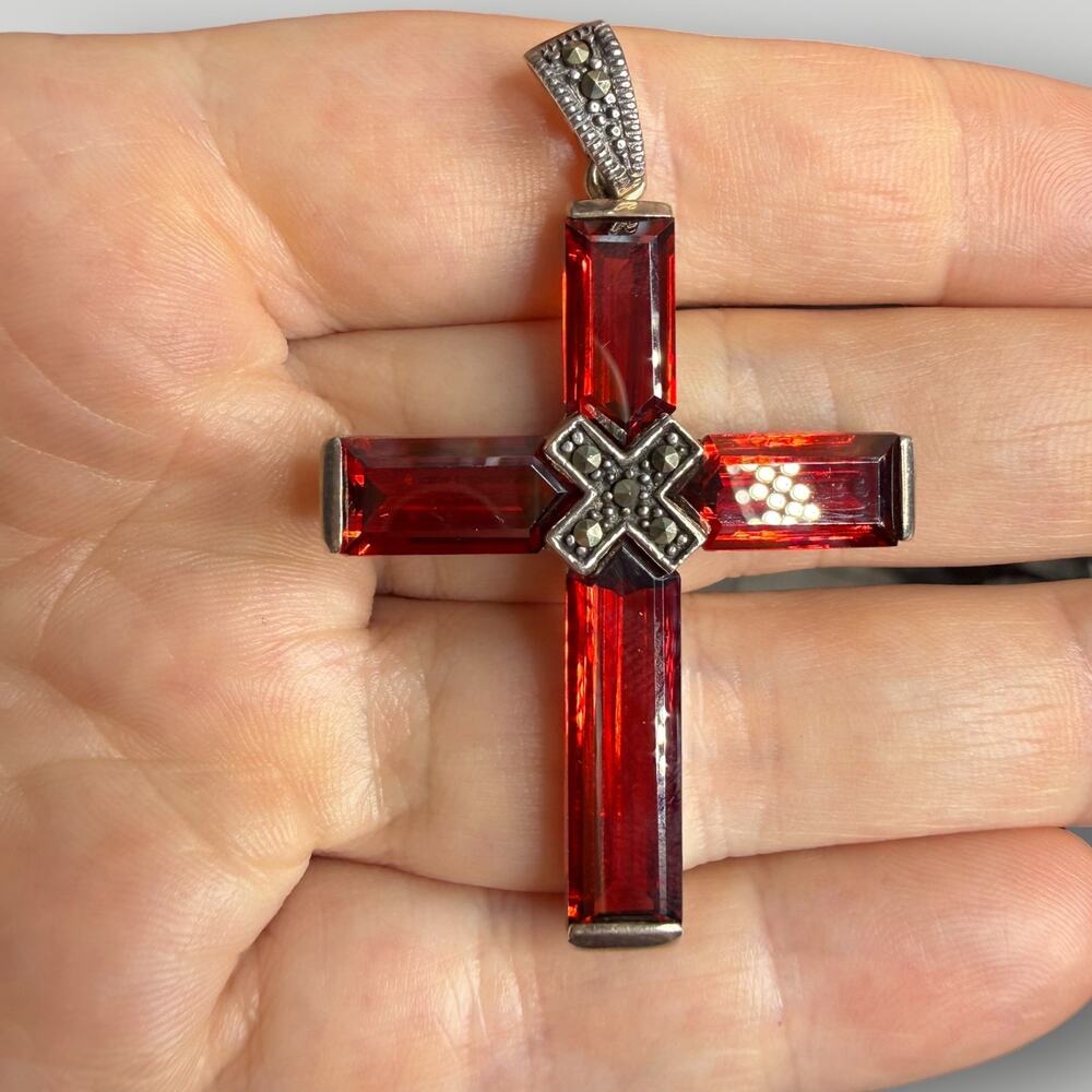 Vintage Large Sterling Silver 925 Cross Ruby Red Glass Jeweled 14.5g